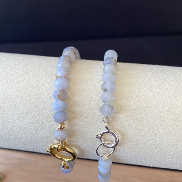 Chalcedony Bracelet - Picture 4 of 6